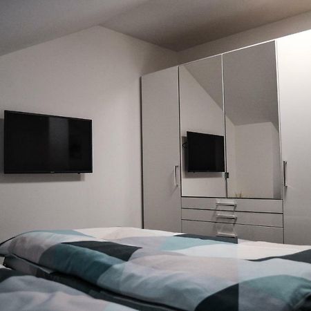 Tannenblick-Franken Apartamento Egloffstein Exterior foto