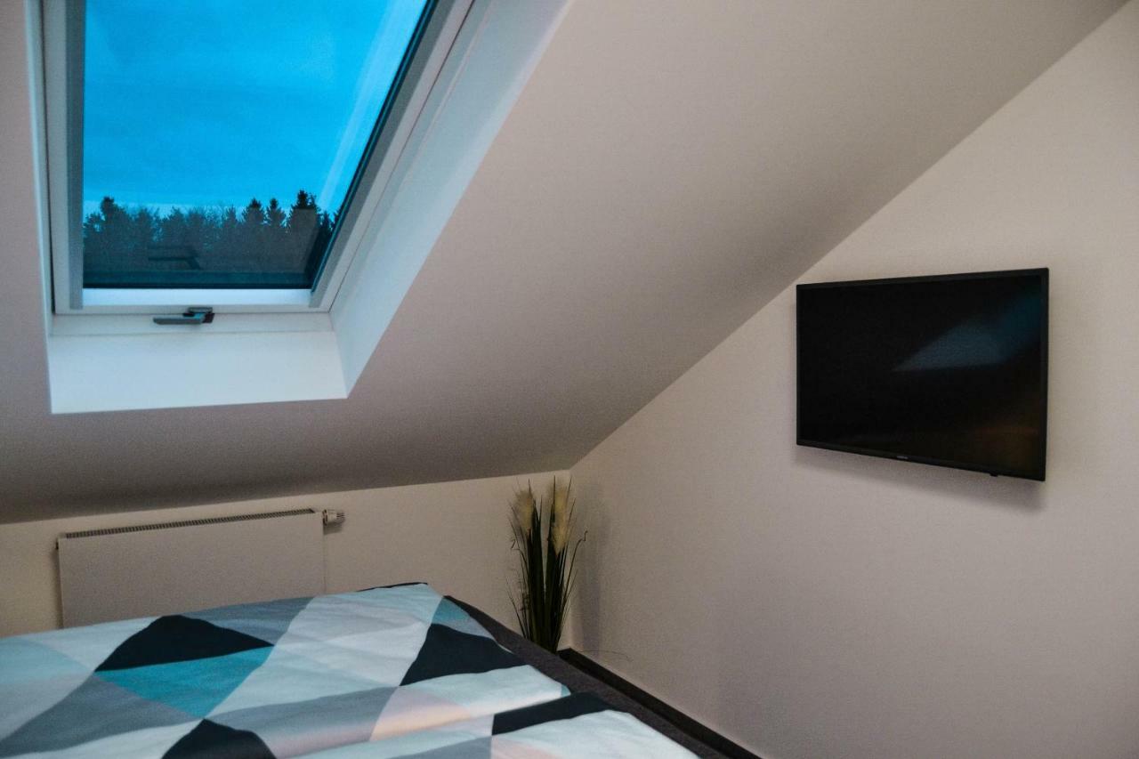 Tannenblick-Franken Apartamento Egloffstein Exterior foto